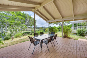 Secluded Waimea Hideaway with Lanai and Views!